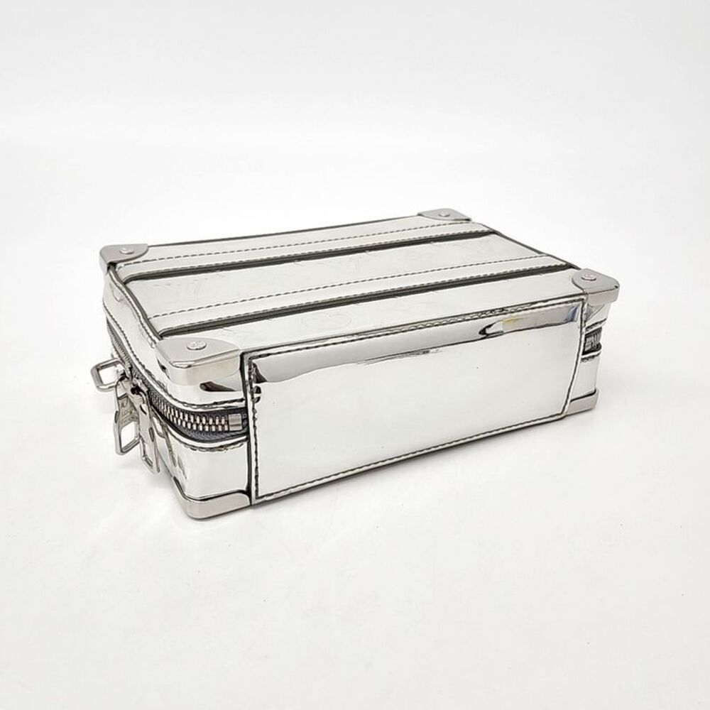 Louis Vuitton Monogram Mirror Handle Trunk - Picture 5 of 6